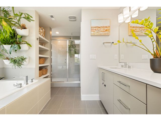 7513 Sw STEINBACH Ter, Beaverton, OR 97007