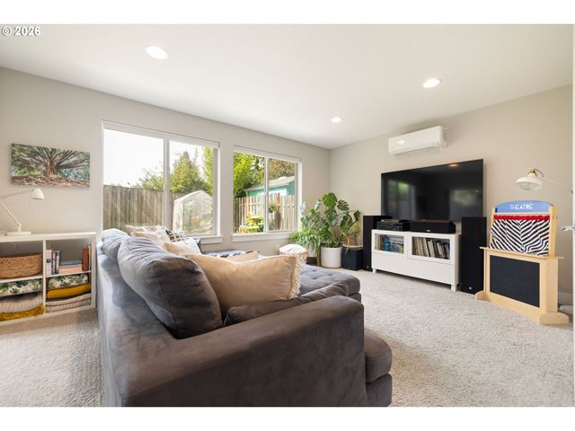 7513 Sw STEINBACH Ter, Beaverton, OR 97007