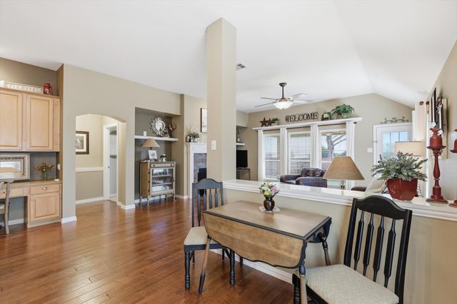 6940 Shoreway Drive, Grand Prairie, TX 75054