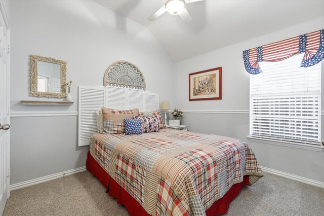 6940 Shoreway Drive, Grand Prairie, TX 75054