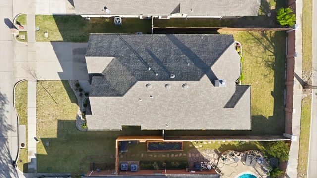 6940 Shoreway Drive, Grand Prairie, TX 75054