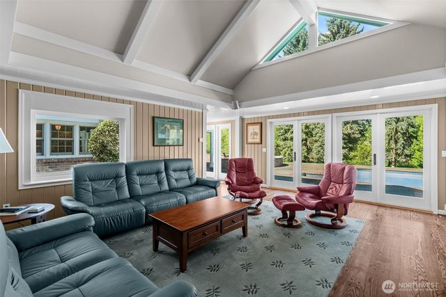 11309 Clovercrest Drive SW, Lakewood, WA 98499