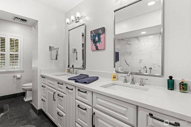 11309 Clovercrest Drive SW, Lakewood, WA 98499