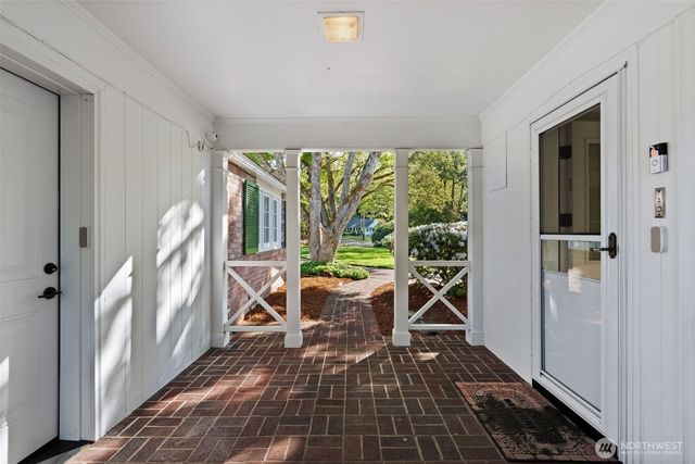 11309 Clovercrest Drive SW, Lakewood, WA 98499