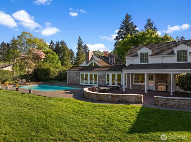 11309 Clovercrest Drive SW, Lakewood, WA 98499
