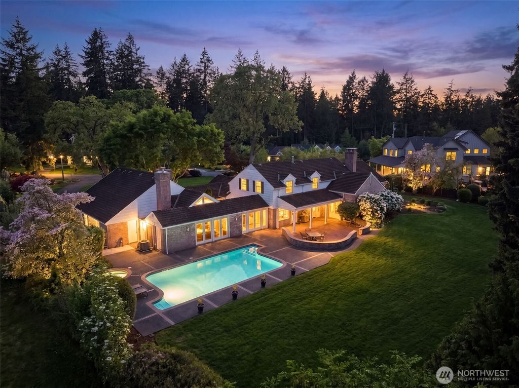 11309 Clovercrest Drive SW, Lakewood, WA 98499