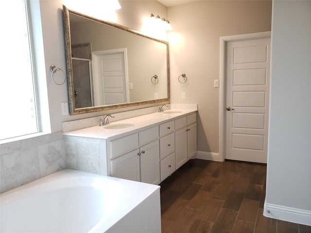 940 Parkside Drive, Argyle, TX 76226