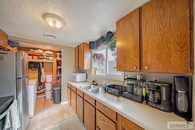 1088 Irving Street, Idaho Falls, ID 83401