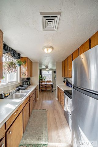 1088 Irving Street, Idaho Falls, ID 83401