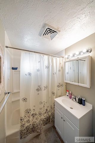 1088 Irving Street, Idaho Falls, ID 83401