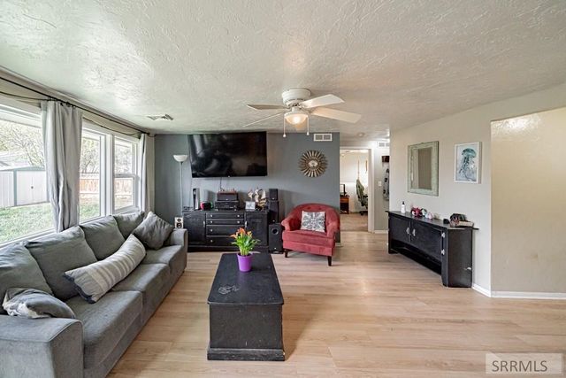 1088 Irving Street, Idaho Falls, ID 83401