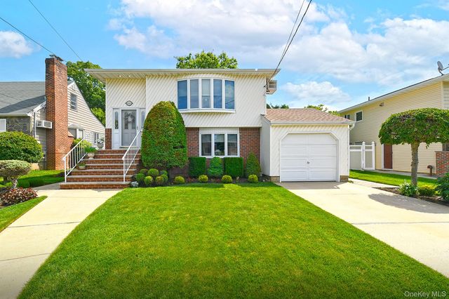 1989 Charles Street, Bellmore, NY 11710