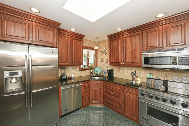 1989 Charles Street, Bellmore, NY 11710