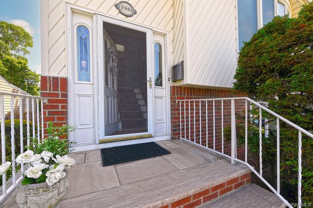 1989 Charles Street, Bellmore, NY 11710