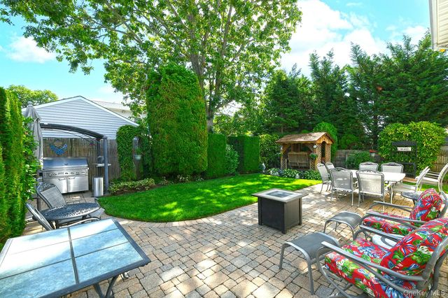1989 Charles Street, Bellmore, NY 11710