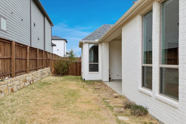 2301 Sandlin Drive, Fort Worth, TX 76008