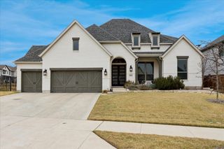 2301 Sandlin Drive, Fort Worth, TX 76008