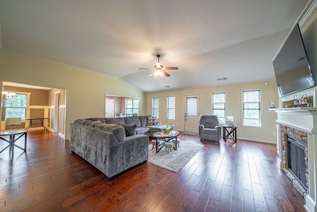 9742 Wooldridge Heights Drive, Fortson, GA 31808