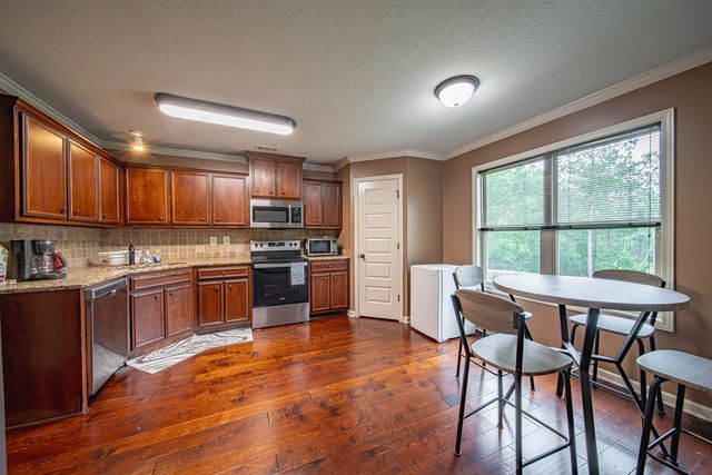 9742 Wooldridge Heights Drive, Fortson, GA 31808