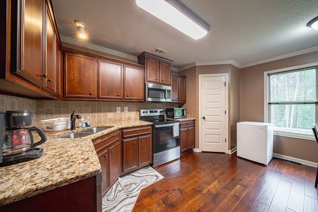 9742 Wooldridge Heights Drive, Fortson, GA 31808