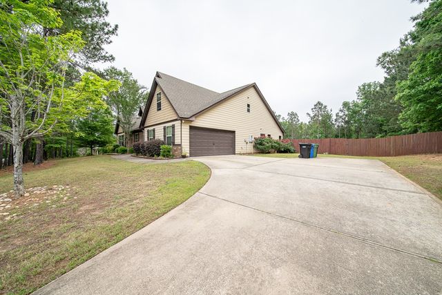 9742 Wooldridge Heights Drive, Fortson, GA 31808