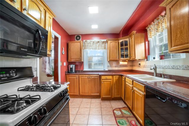 248-21 87th Avenue, Bellerose, NY 11426