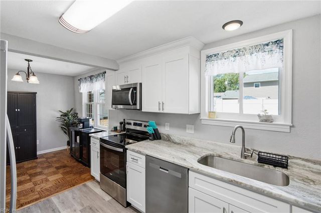 409 Elmont RD, Virginia Beach, VA 23452