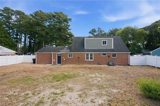409 Elmont RD, Virginia Beach, VA 23452