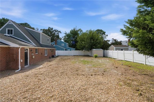 409 Elmont RD, Virginia Beach, VA 23452