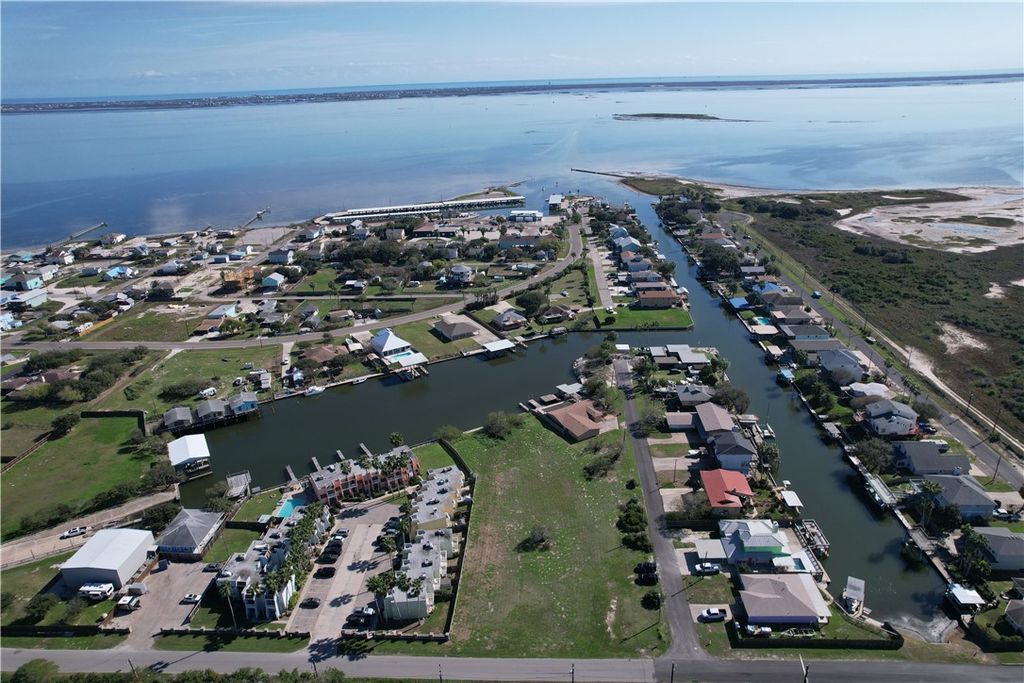 4157 Whiteley Dr, Corpus Christi, TX 78418 — photo 5