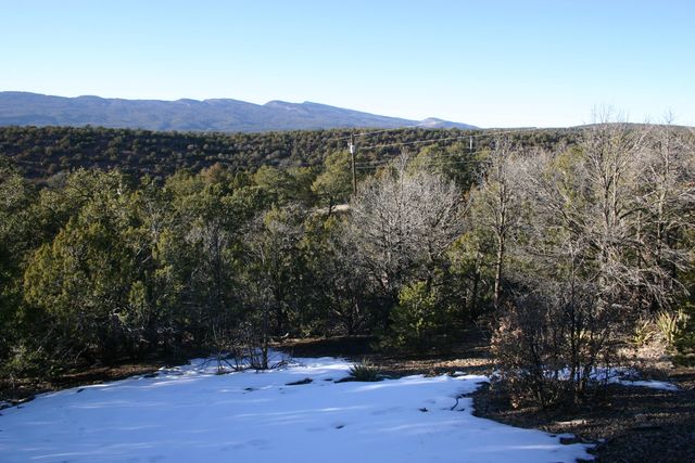 30 Puntilla Drive, Tijeras, NM 87059