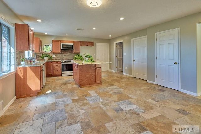 14050 N 65th E, Idaho Falls, ID 83401