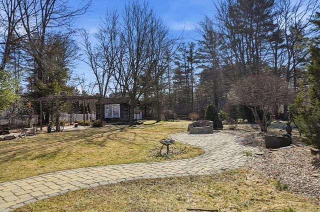 207 Salem Street, Wilmington, MA 01887