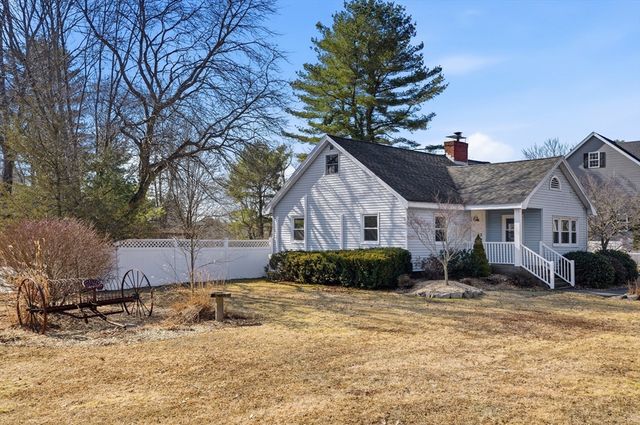 207 Salem Street, Wilmington, MA 01887