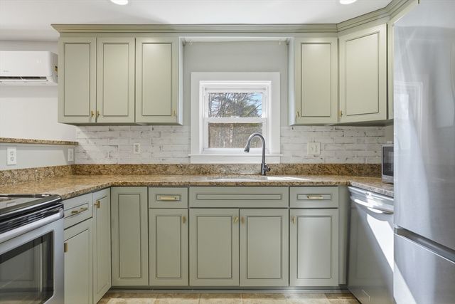 207 Salem Street, Wilmington, MA 01887