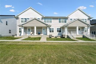 2466 Roycroft Alley, Marion, IA 52302