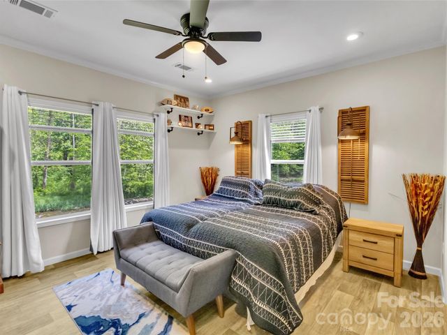 21 Swift Stream Lane, Waynesville, NC 28785