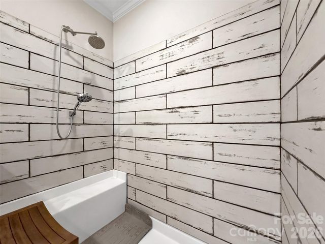 21 Swift Stream Lane, Waynesville, NC 28785