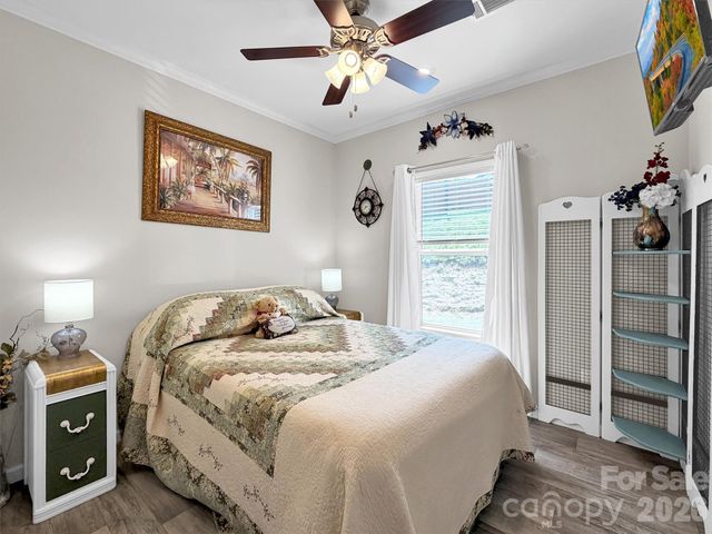 21 Swift Stream Lane, Waynesville, NC 28785