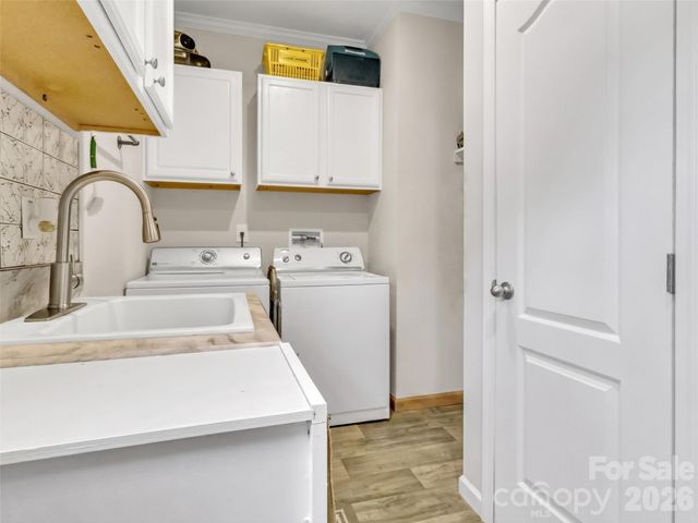 21 Swift Stream Lane, Waynesville, NC 28785