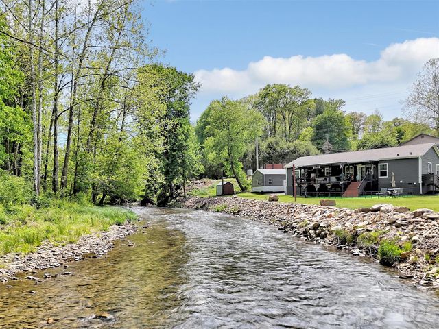 21 Swift Stream Lane, Waynesville, NC 28785