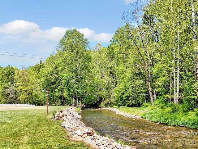 21 Swift Stream Lane, Waynesville, NC 28785