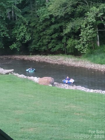 21 Swift Stream Lane, Waynesville, NC 28785