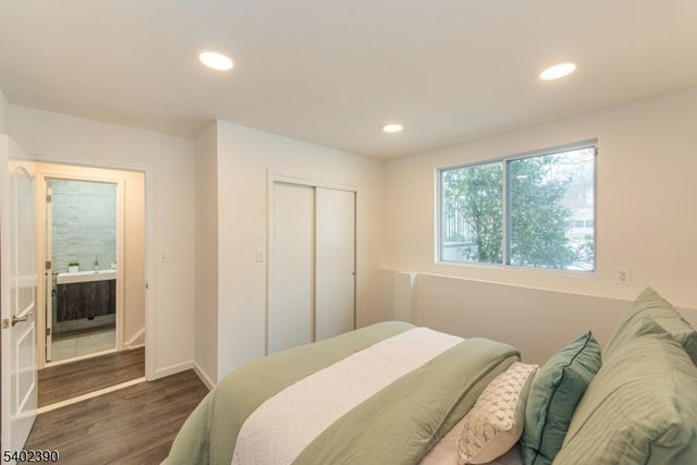 36 Yellow Brick Rd, Wayne Twp., NJ 07470