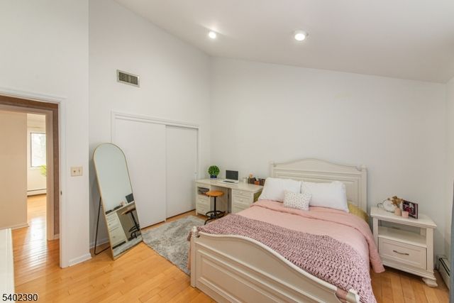 36 Yellow Brick Rd, Wayne Twp., NJ 07470