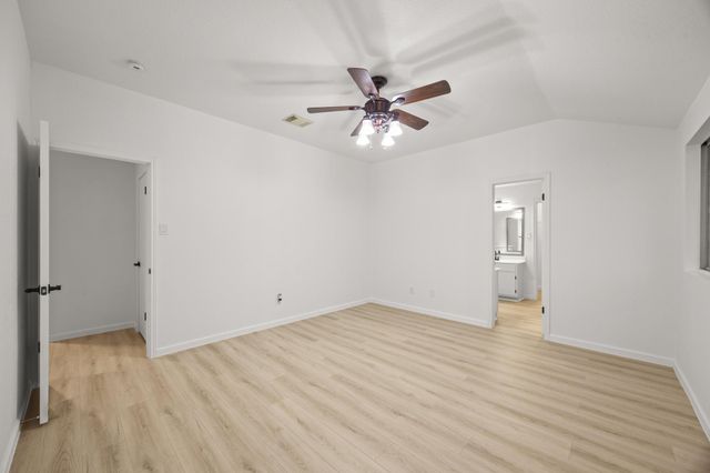 11732 Maybach DR, Del Valle, TX 78617