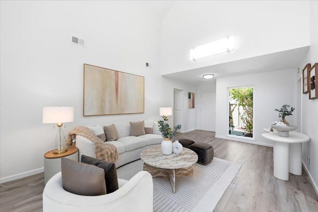 5643 Strawflower, San Jose, CA 95118