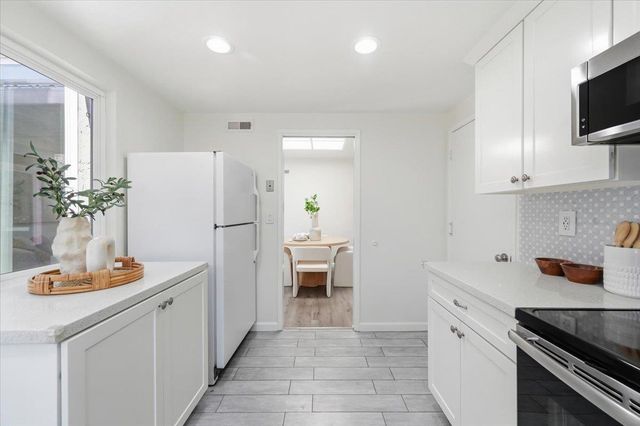 5643 Strawflower, San Jose, CA 95118