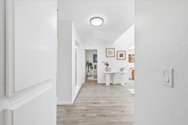 5643 Strawflower, San Jose, CA 95118
