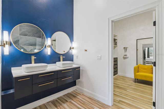 32345 WOLFS TRAIL, Sorrento, FL 32776